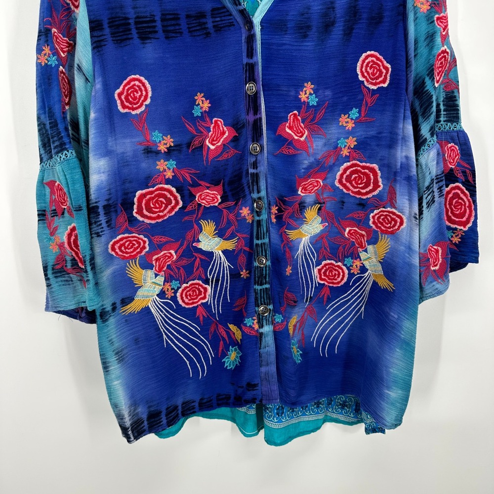 Caleeas Womens 1X Blue Embroidered Bird Rose Bell Sleeve Tunic Top Artsy - Picture 2 of 8
